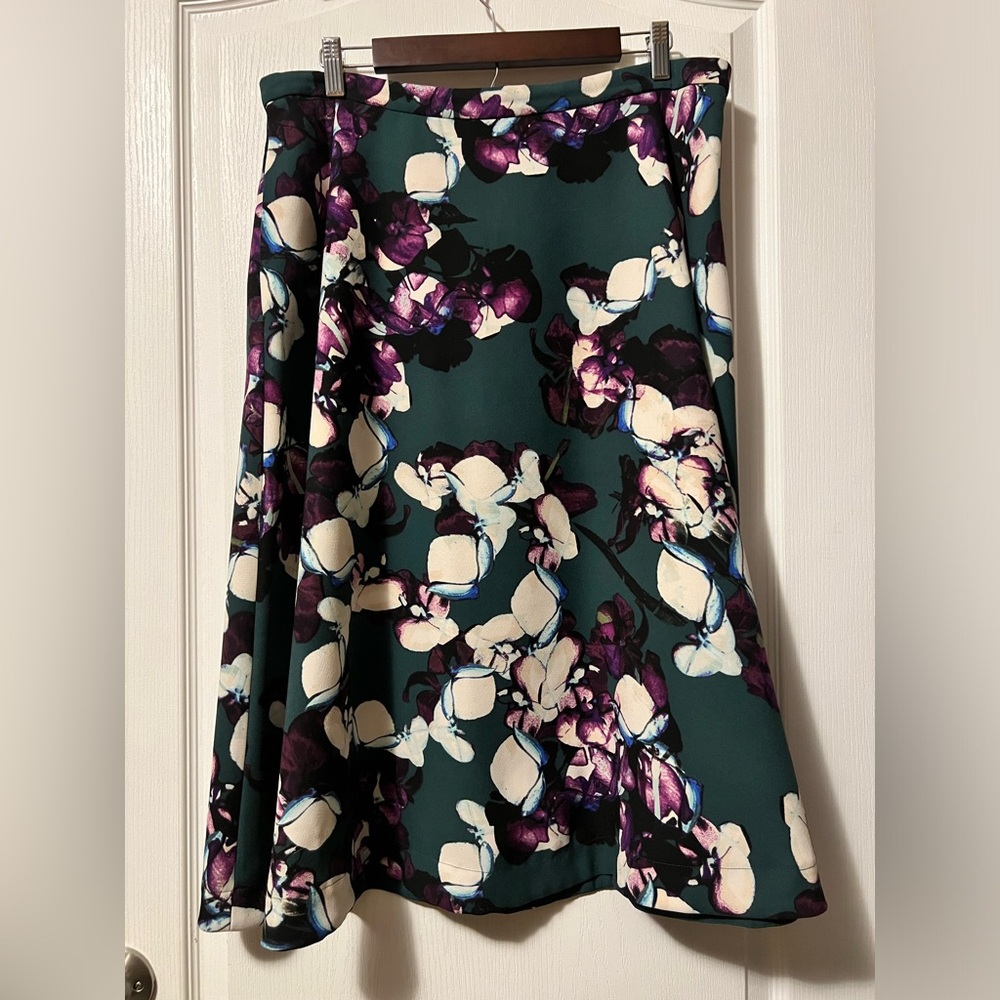 Banana Republic skirt with pockets
